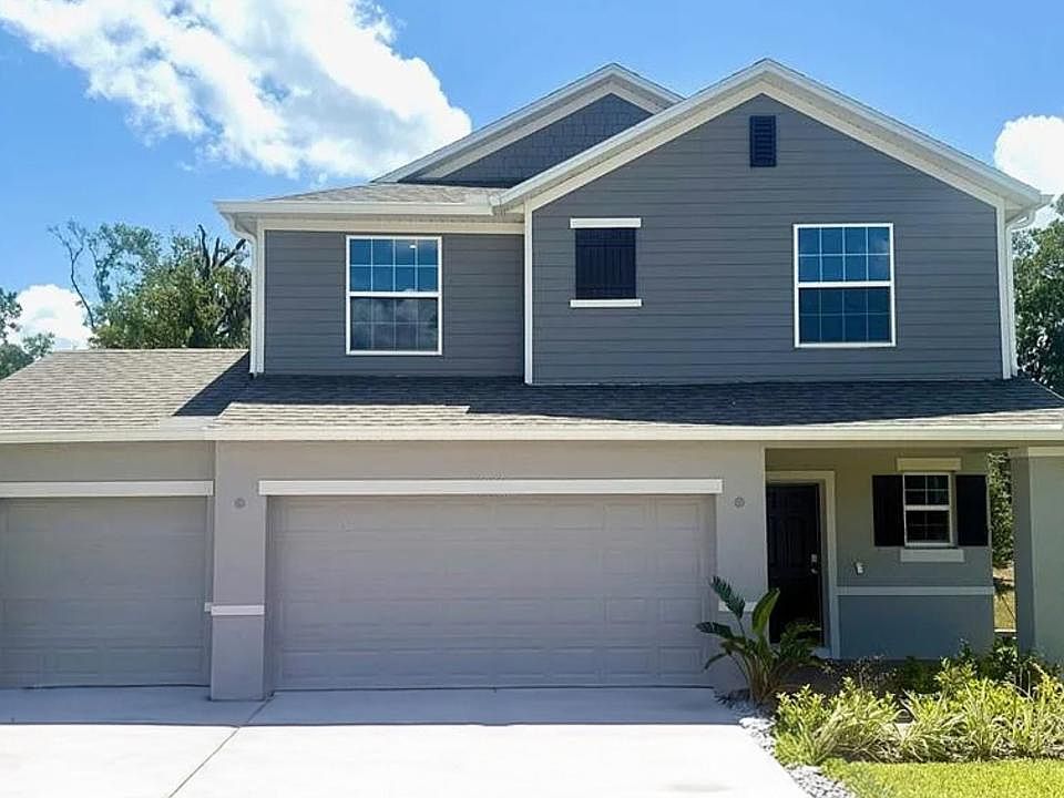The only new homes with an optional 3-car garage, and only 15 minutes to Gainesville.