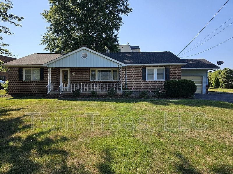 1st image of 115 Shenell Dr