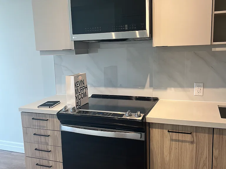 203 Jarvis St #2702 — Photo 16