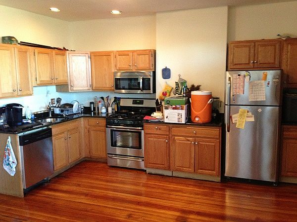 2nd image of 98 Calumet St #2