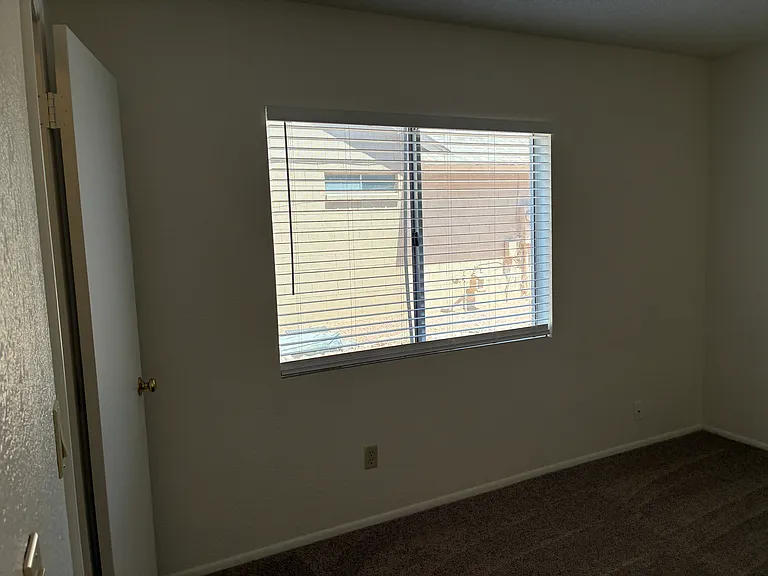 10820 W Wagon Wheel Dr — Photo 24