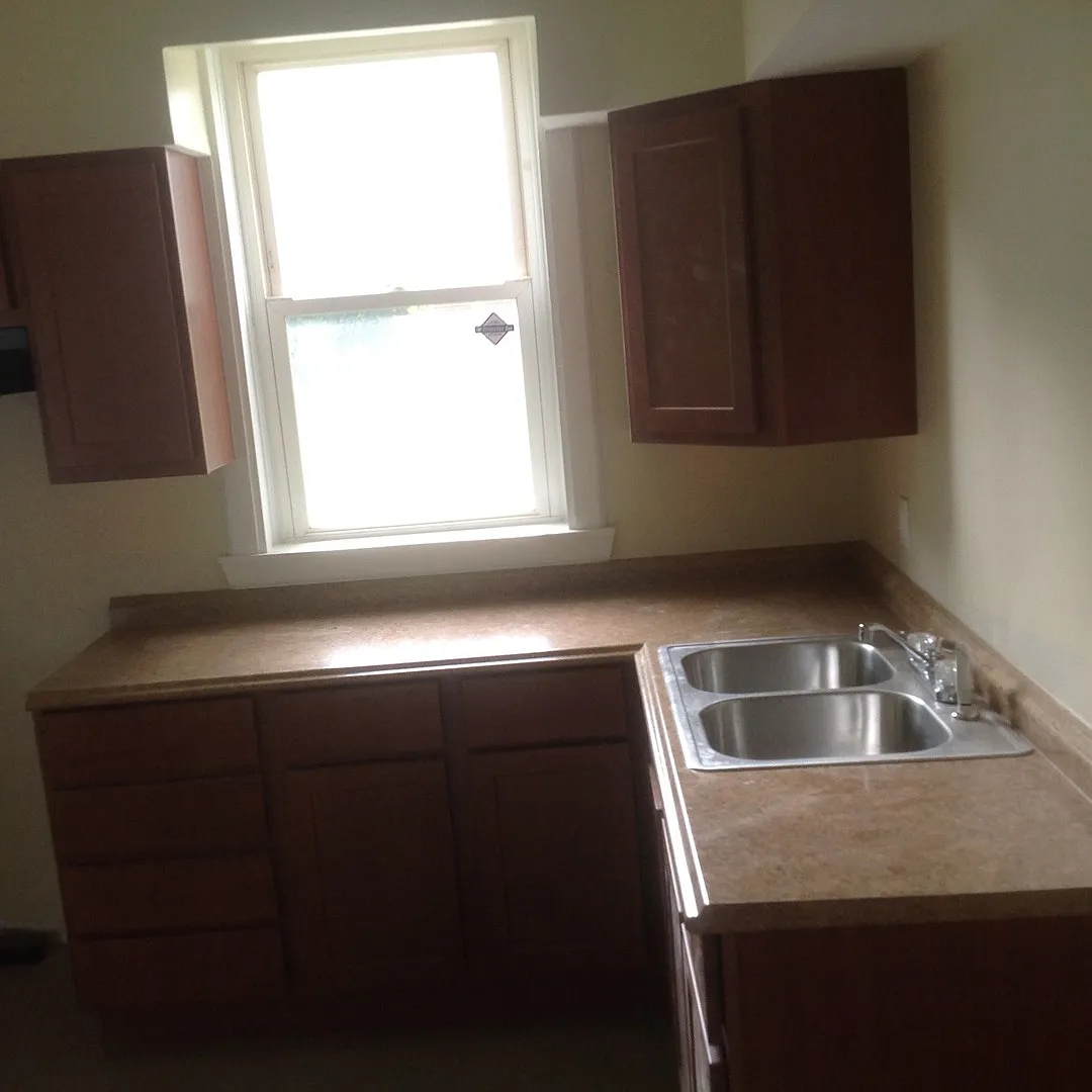 3 Bedroom/3 Bath Single Family Home - Available 10/01/26 — Photo 3