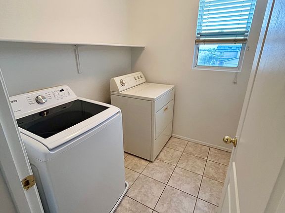 2nd floor laundry
