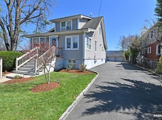 107 Humphrey St, Englewood, NJ 07631