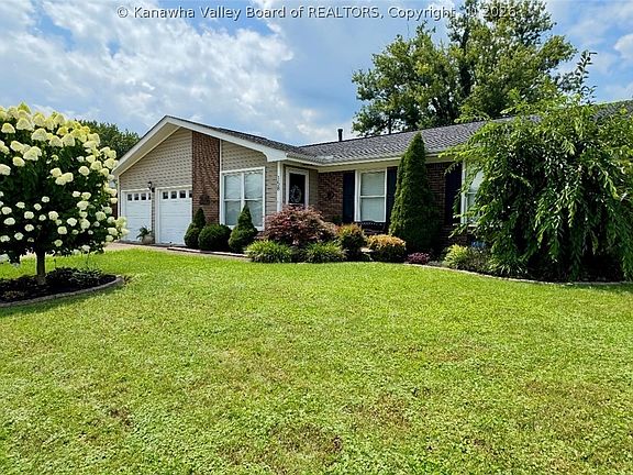 3rd image of 158 Shawnee Est