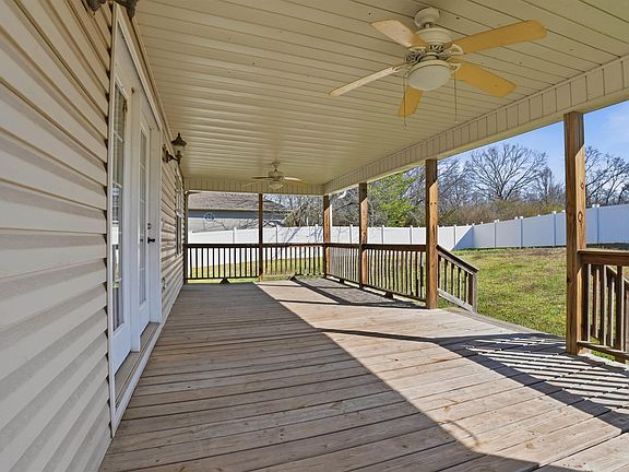 3rd image of 231 S Dowdey Rd