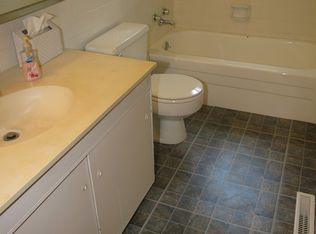 1210 W 16th Ave, Bellevue, NE 68005