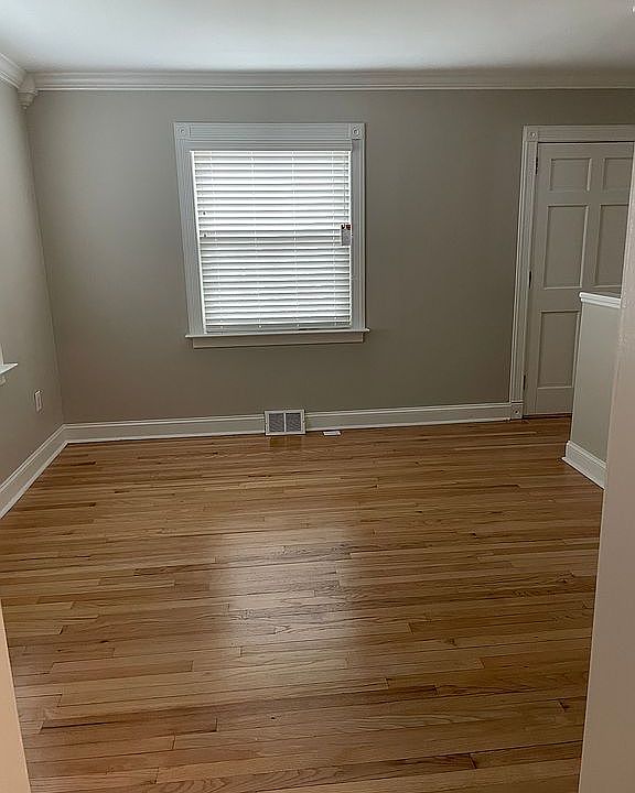 1st image of 111 E Cochran St