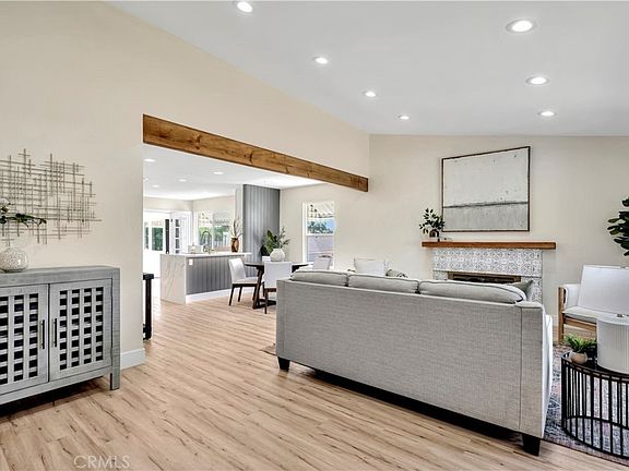 4th image of 6098 Kingsbriar Dr