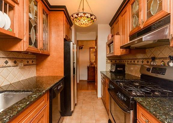 5th image of 356 Central Park Ave APT E6