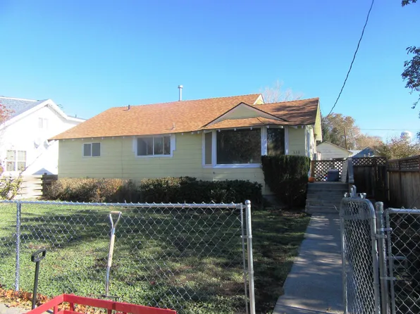 330 1st St, Tulelake, CA 96134