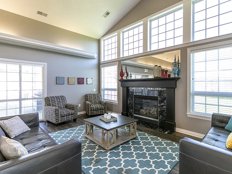 Lexington Ridge Apartments — Photo 13