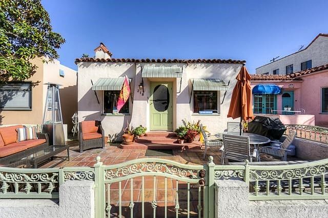 1st image of 218 La Verne Ave
