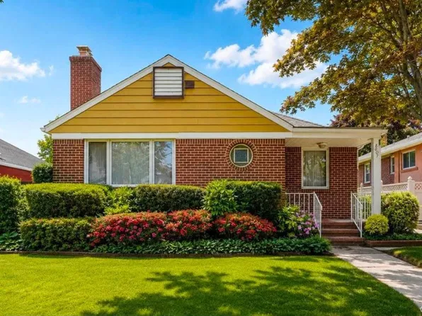 80-07 215th Street, Hollis Hills, NY 11427