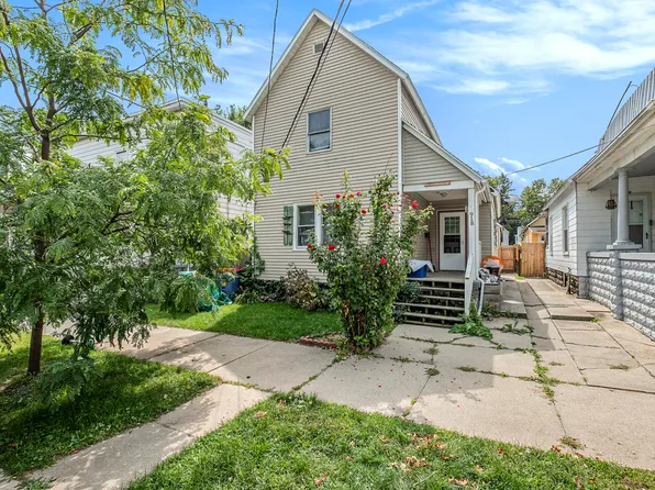 918 Nagold St NW, Grand Rapids, MI 49504