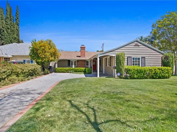 408 N Beachwood Dr, Burbank, CA 91506