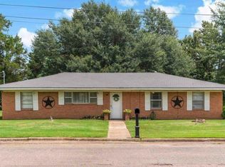 530 26th St NE, Paris, TX 75460