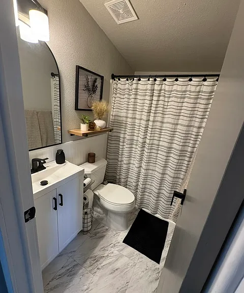 3860 E Mission Ln #2 — Photo 4