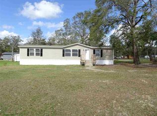 30 Buckskin Cir, Midway, FL 32343