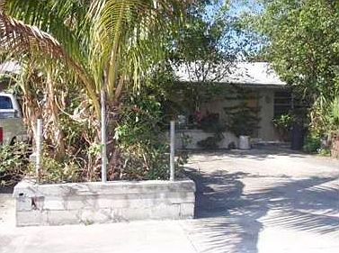 1st image of 207 Marie Dr