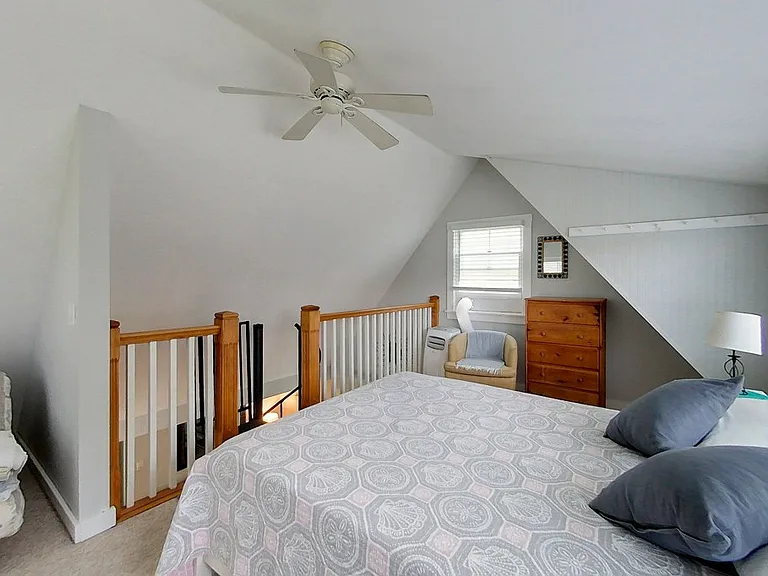 25 Warren Ave — Photo 10