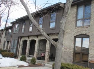 780 Greenhills Dr, Ann Arbor, MI 48105