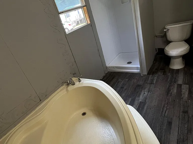 201 Ivycrest St — Photo 14