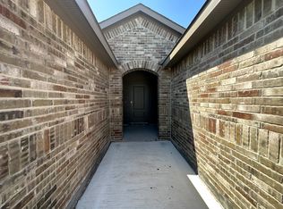437 Destin Dr, Fort Worth, TX 76131