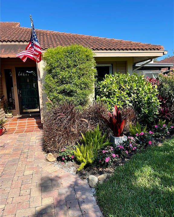 1st image of 1734 Kestral Park Way S #42