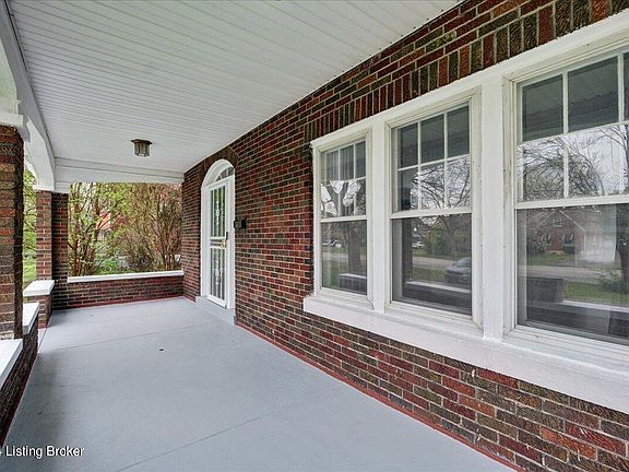 2nd image of 1834 Algonquin Pkwy