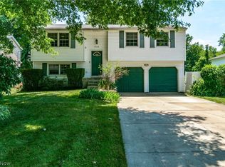 7328 Hodgson Rd, Mentor, OH 44060