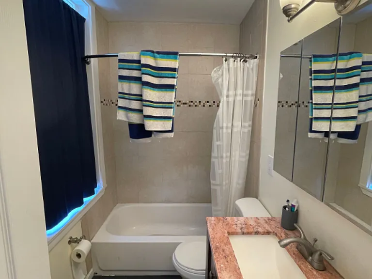 212 Maverick St #3 — Photo 7