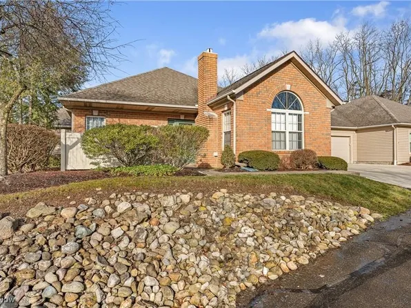 7780 Brittanny Dr NE, North Canton, OH 44720