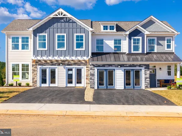 374 Bayberry Ln, Zion Crossroads, VA 22942