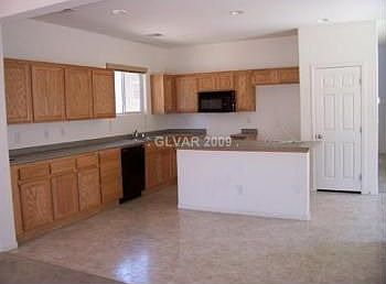 2nd image of 4429 Santa Clarita Ave