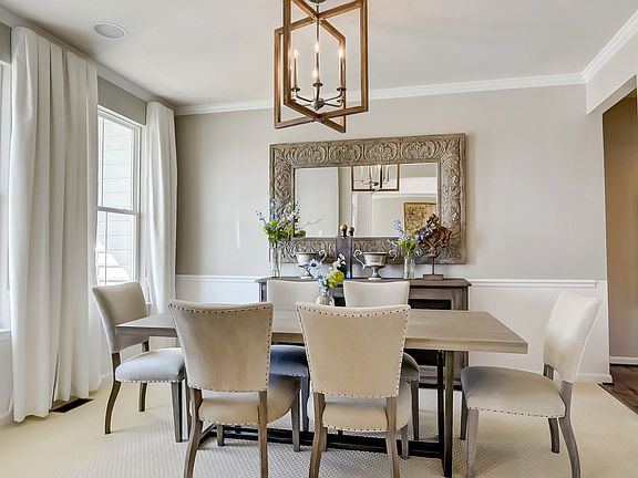 Welcoming dining room