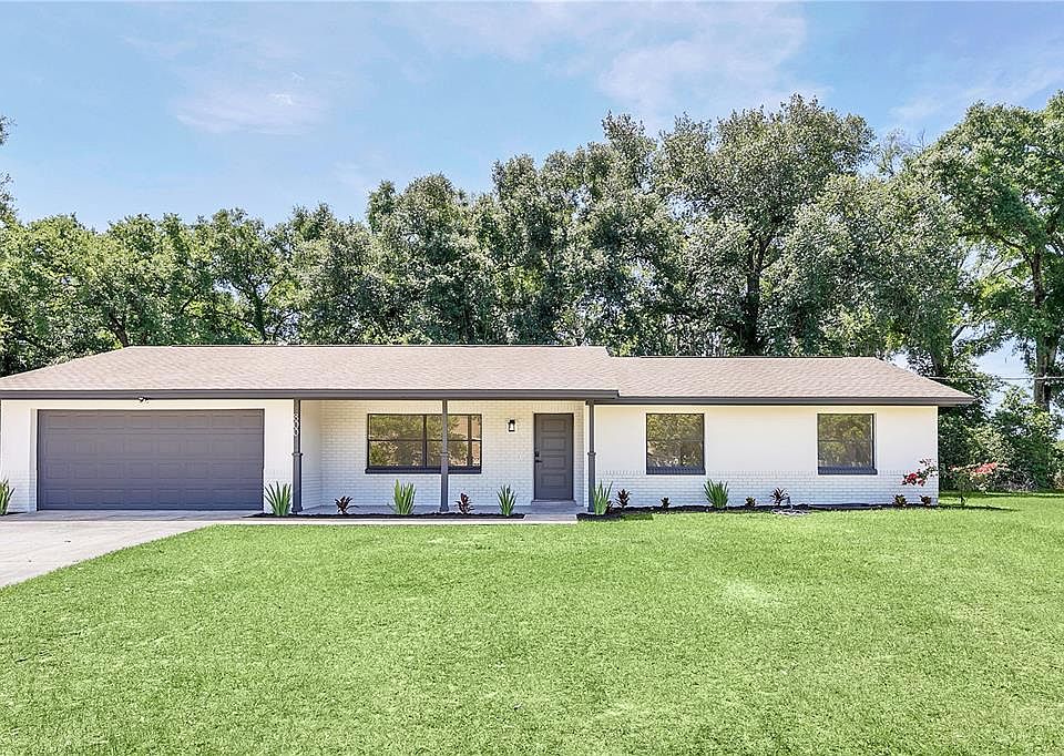 1st image of 800 LYNS DRIVE
