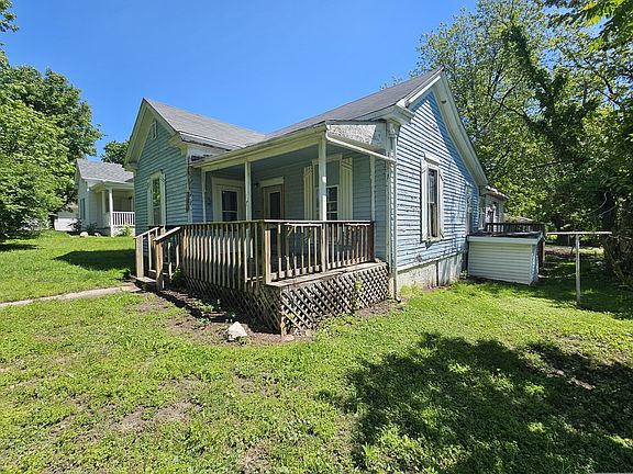 5th image of 115 Pearl St