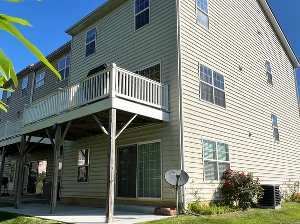 798 Jacobsen Cir, Newark, DE 19702