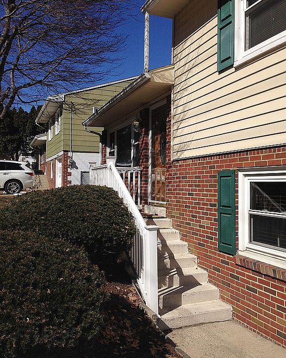 140 Anderson St, Pottsville, PA 17901 Zillow