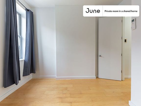 3rd image of 252 Madison St #B