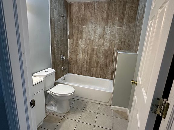 2nd image of 526 Central Ave #401