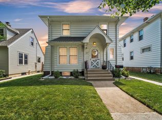 2405 Saint Clair St, Racine, WI 53402