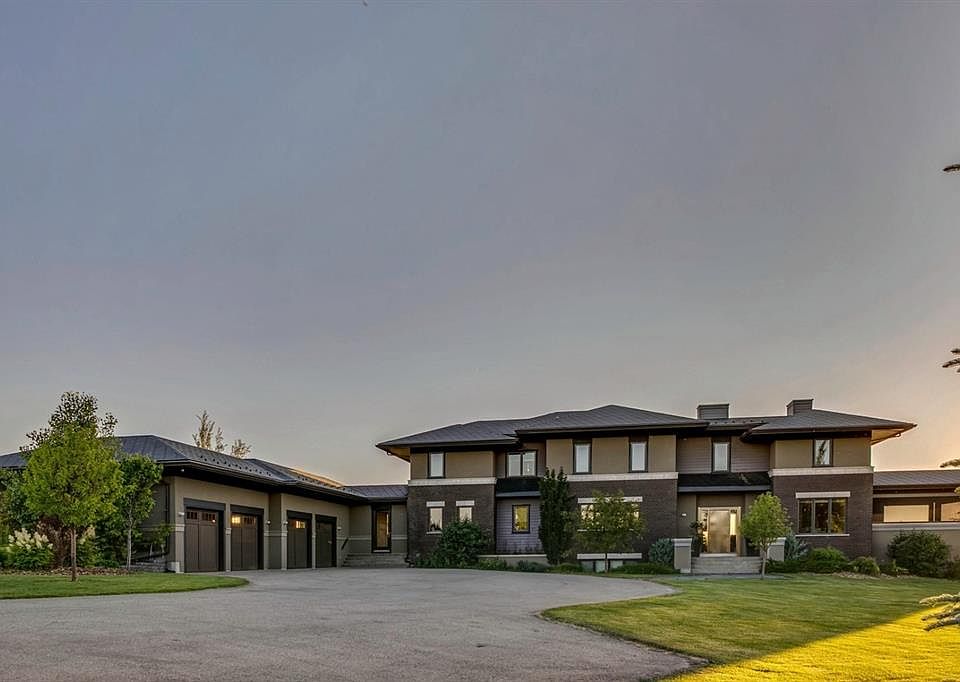 1st image of 218 E Grizzly Rise