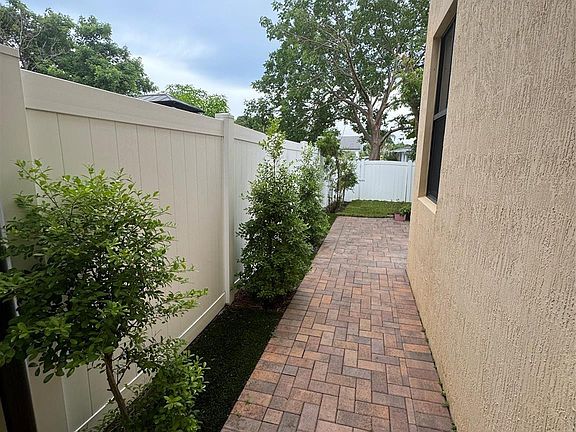 5th image of 4914 NW 57th Court