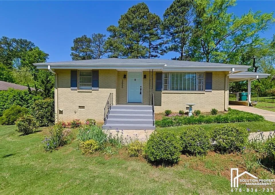 3666 Wisteria Ln SE