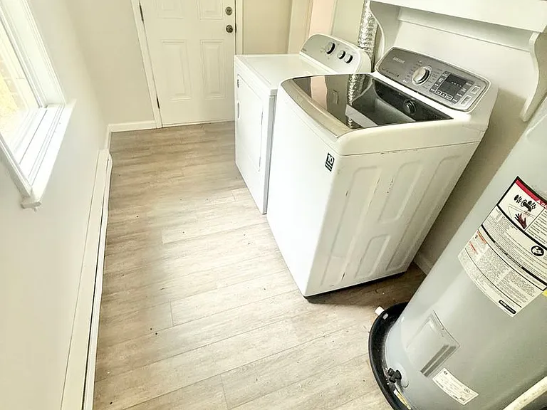 1820 Parkview Ave — Photo 13