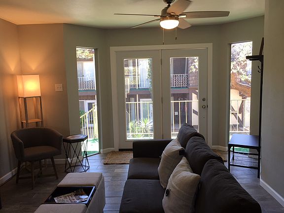 3rd image of 501 W Scharbauer Dr