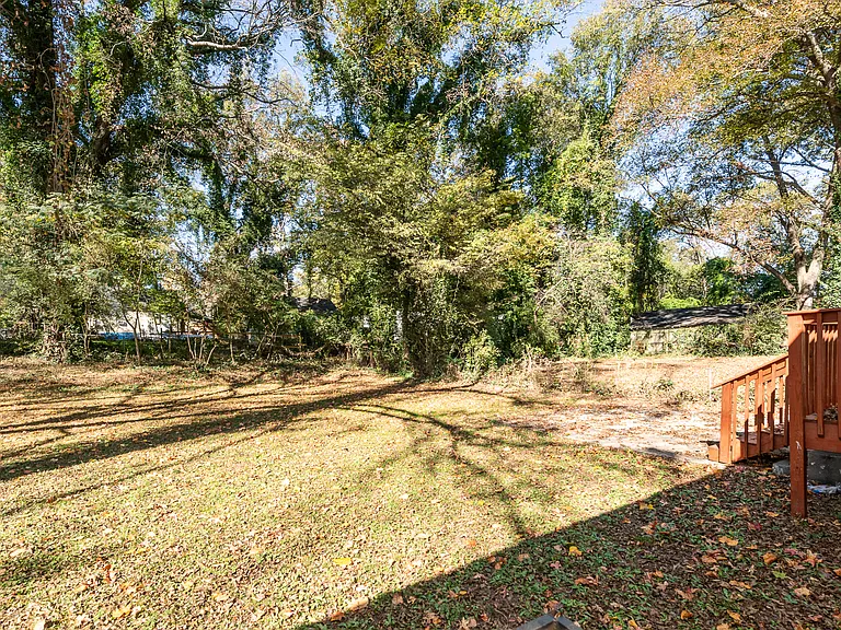 2153 Burroughs Ave SE — Photo 16