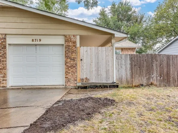 8719 E Arthur Cir, Wichita, KS 67207